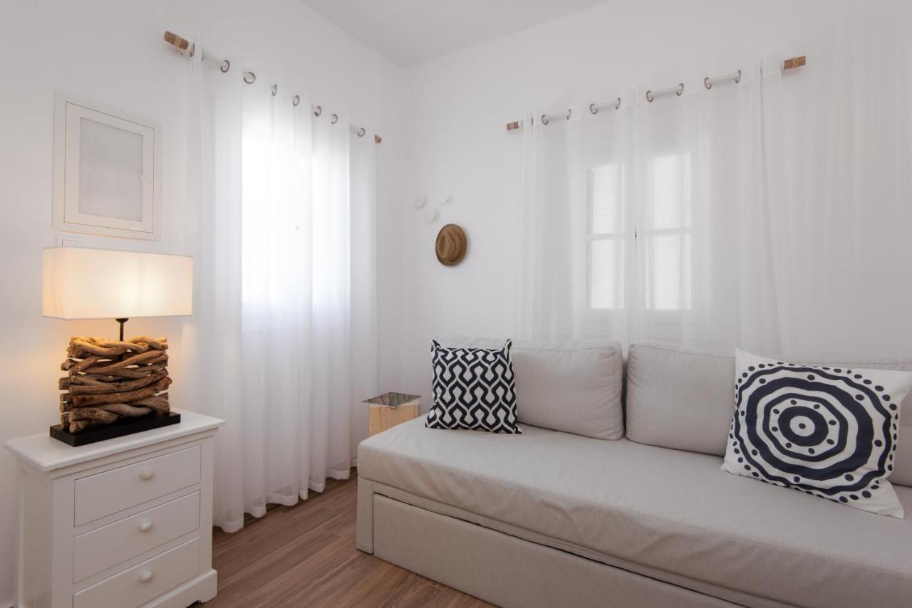 Miles Away Luxury Apartments Platis Gialos  Екстер'єр фото