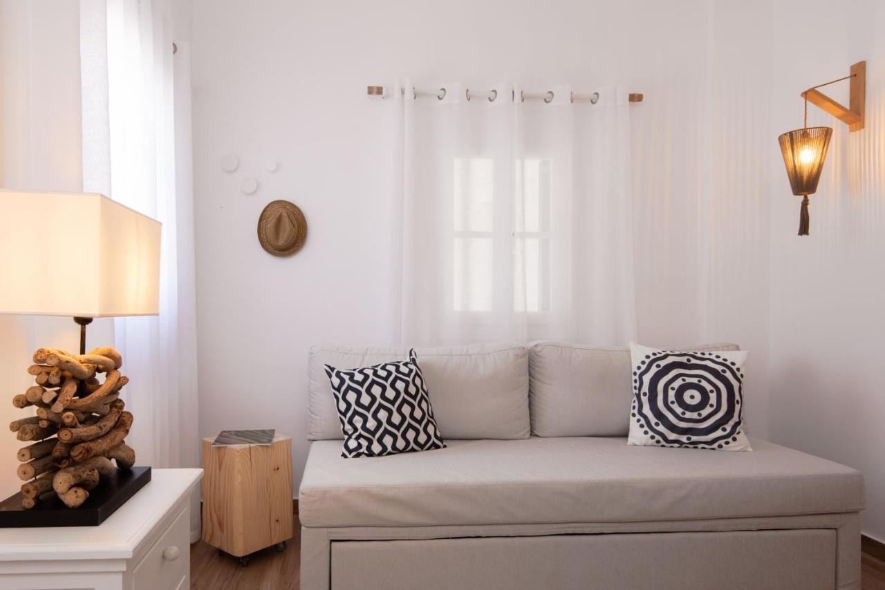 Miles Away Luxury Apartments Platis Gialos  Екстер'єр фото