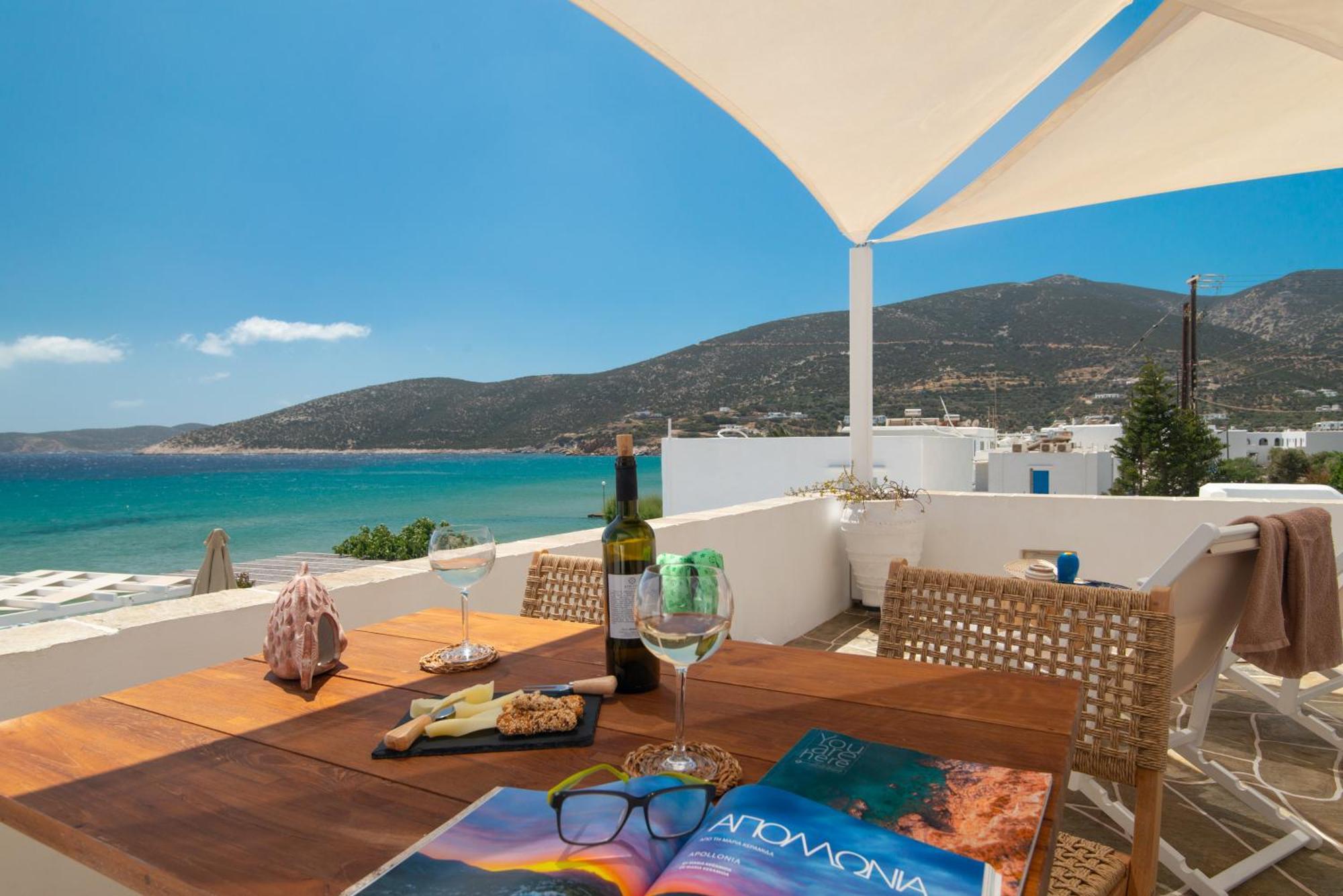 Miles Away Luxury Apartments Platis Gialos  Екстер'єр фото