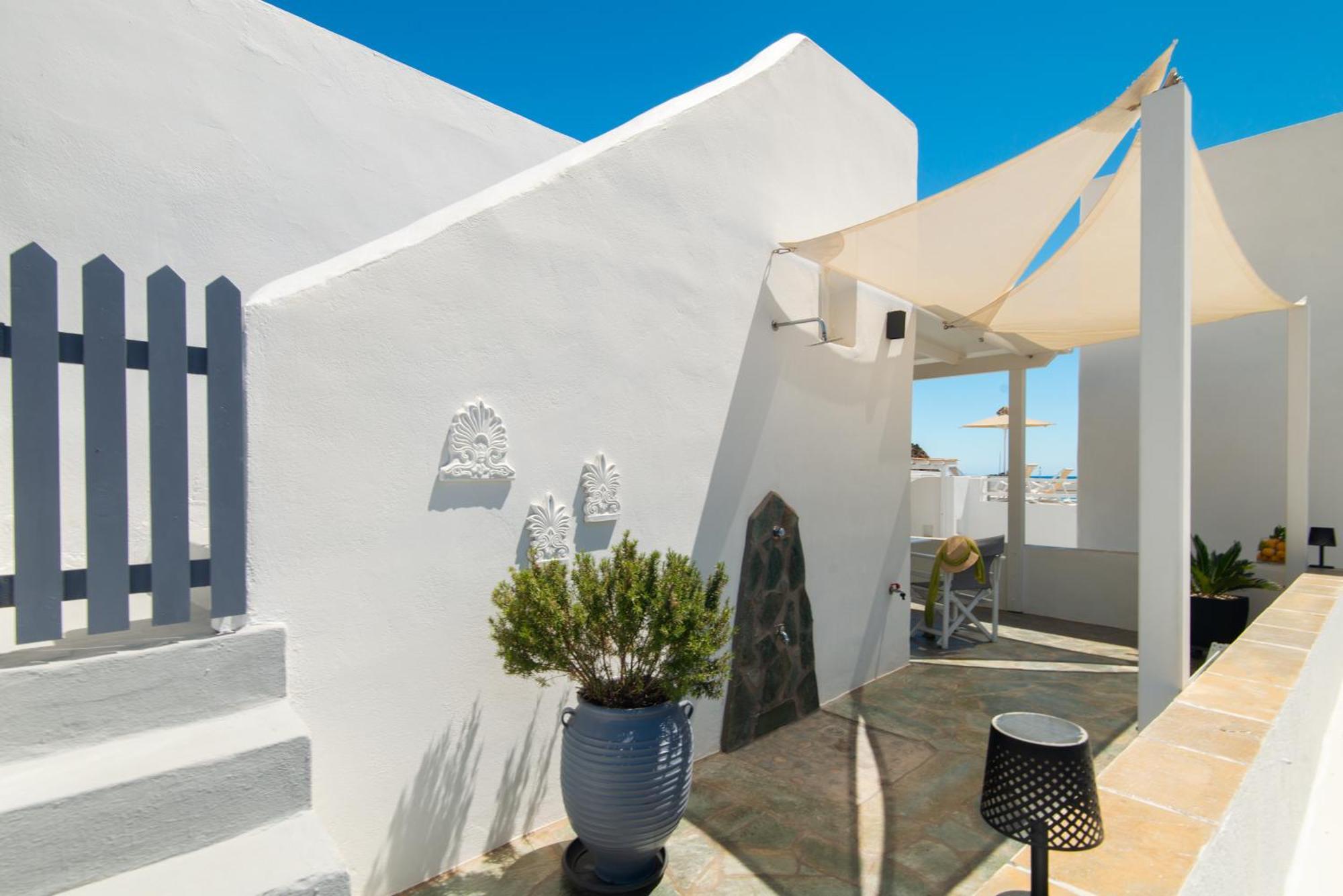 Miles Away Luxury Apartments Platis Gialos  Екстер'єр фото